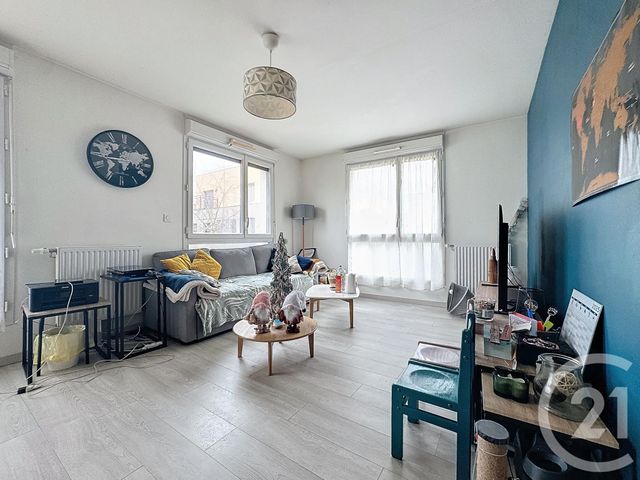 Appartement F3 à vendre - 3 pièces - 57.72 m2 - MONTFERMEIL - 93 - ILE-DE-FRANCE - Century 21 Coeur De Ville